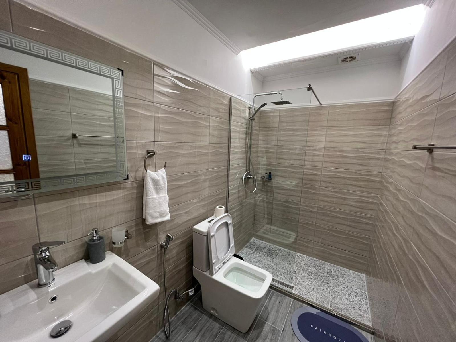 Alsara Guesthouse Gjirokastra Pokój zdjęcie