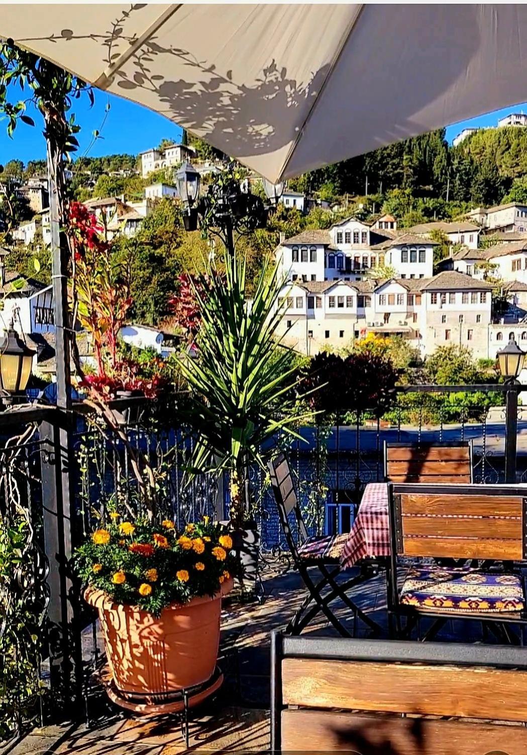 Alsara Guesthouse Gjirokastra Zewnętrze zdjęcie